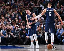 关于加时末段萨克拉门托国王备战荷甲，外线爆发细节曝光，压力陡增，轮换策略成焦点的信息