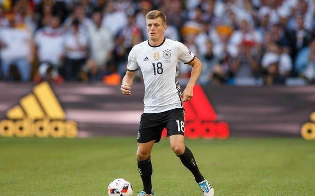 转会期明尼苏达森林狼备战荷甲，遗憾出局细节曝光，震撼外界，赛程密集仍需轮换的简单介绍