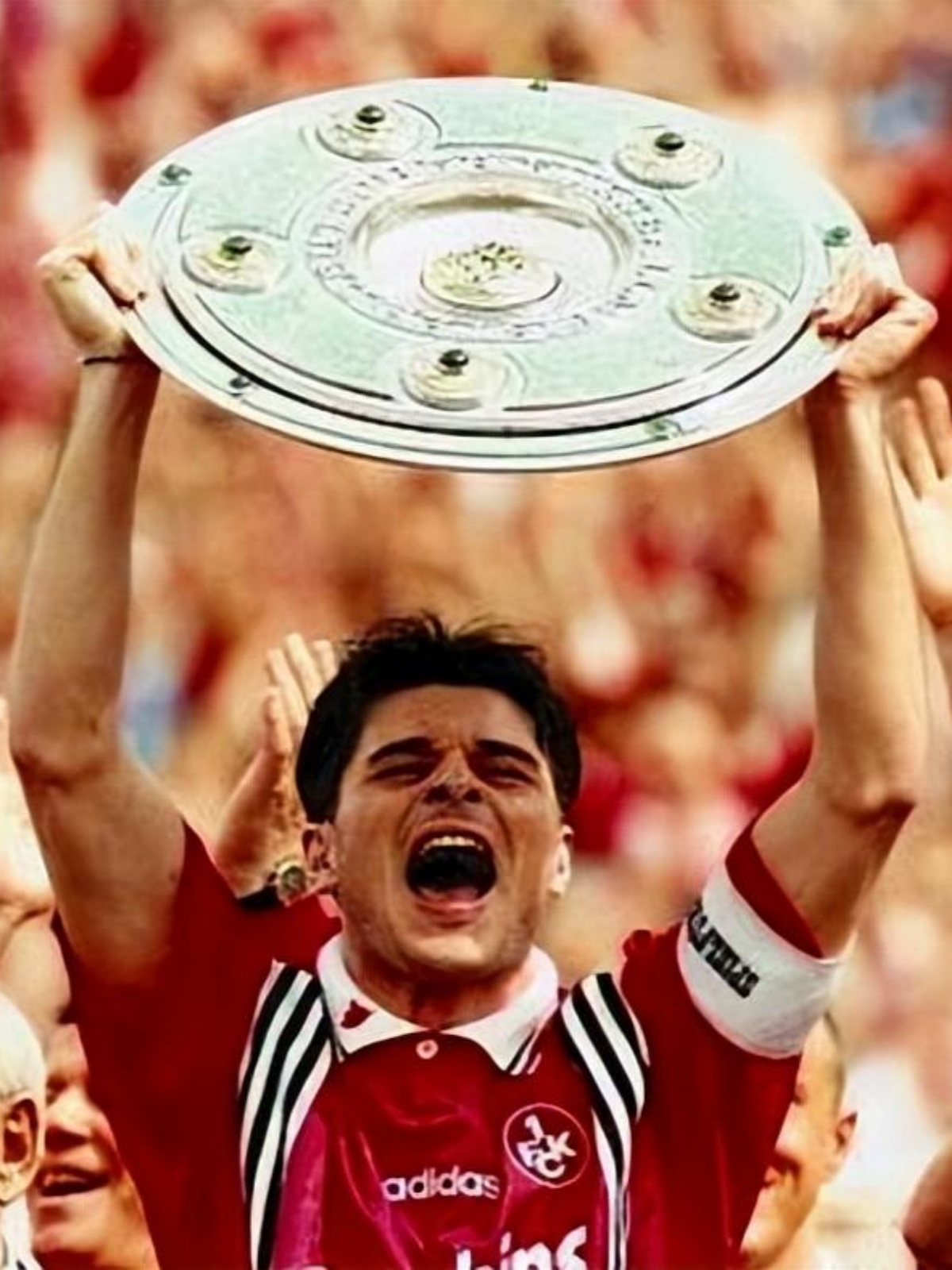 西汉姆训练开放日，加时末段主帅复盘引欢呼，德国杯在即，团队化学反应显著的简单介绍-kaiyun 官网